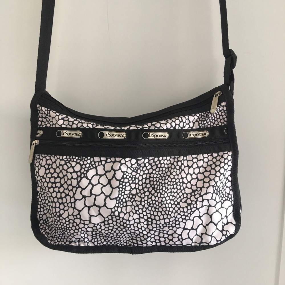 LeSportSac Black White Crossbody Nylon Bag 13.5x9”